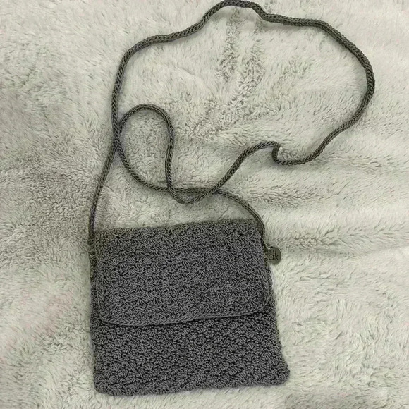 The Sak Mini Crocheted CrossBody Bag w Strap Fold Over Flap Zip Close Gray 7x6 - Picture 1 of 4